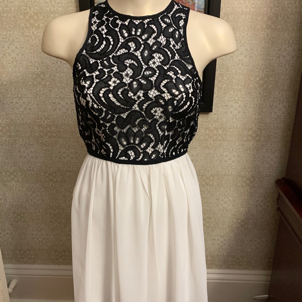 Socialte black and white lace dress size XS